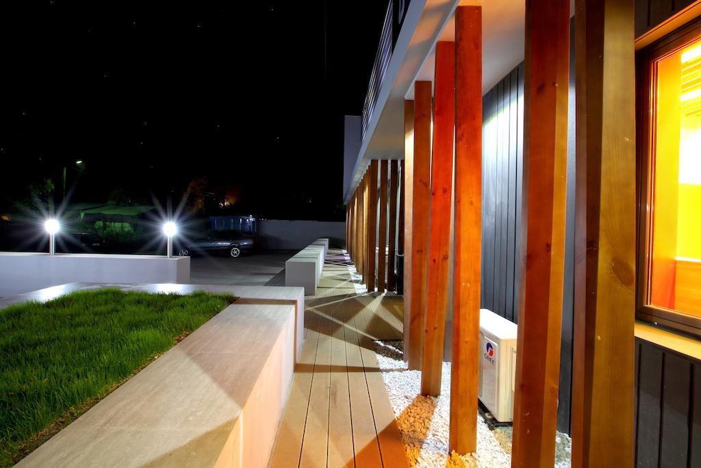 Futuro Hotel Bișkek Exterior foto